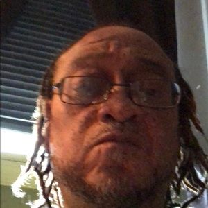 Meet your Posher, Troy